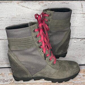 Sorel Ankle Boots with Red Laces - Gray and Olive